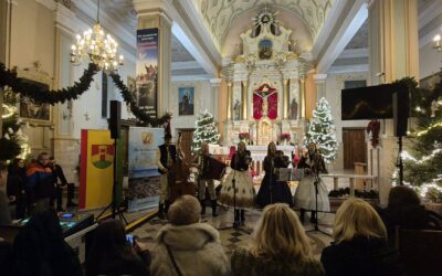 Kolędowanie z Kapelą na Obyrtkę